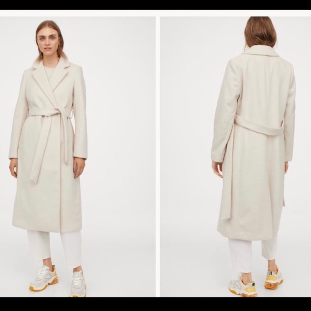 White belted-trench coat